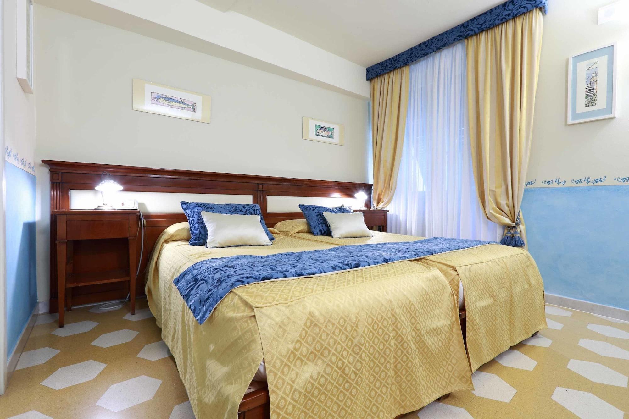 מונטרוסו אל מארה Locanda Il Maestrale מראה חיצוני תמונה