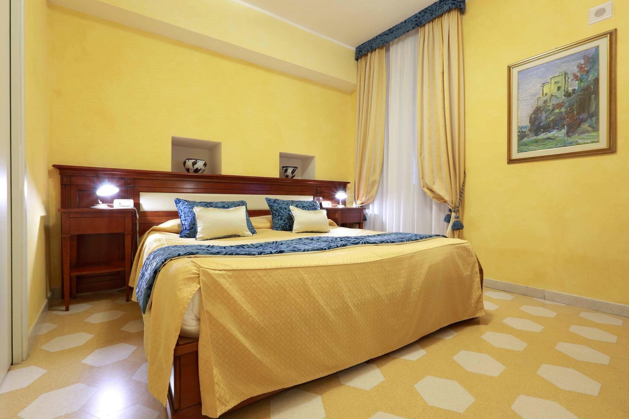 מונטרוסו אל מארה Locanda Il Maestrale מראה חיצוני תמונה